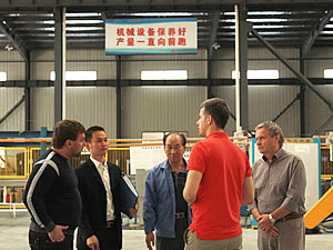 俄羅斯客戶到安邦集團參觀考察電伴熱工廠和電地暖生產線